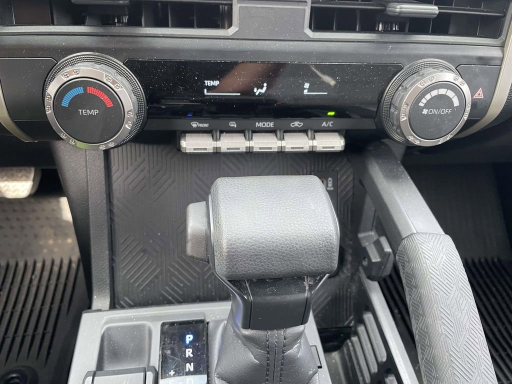 Used 2025 Toyota Tacoma SR5 image 37