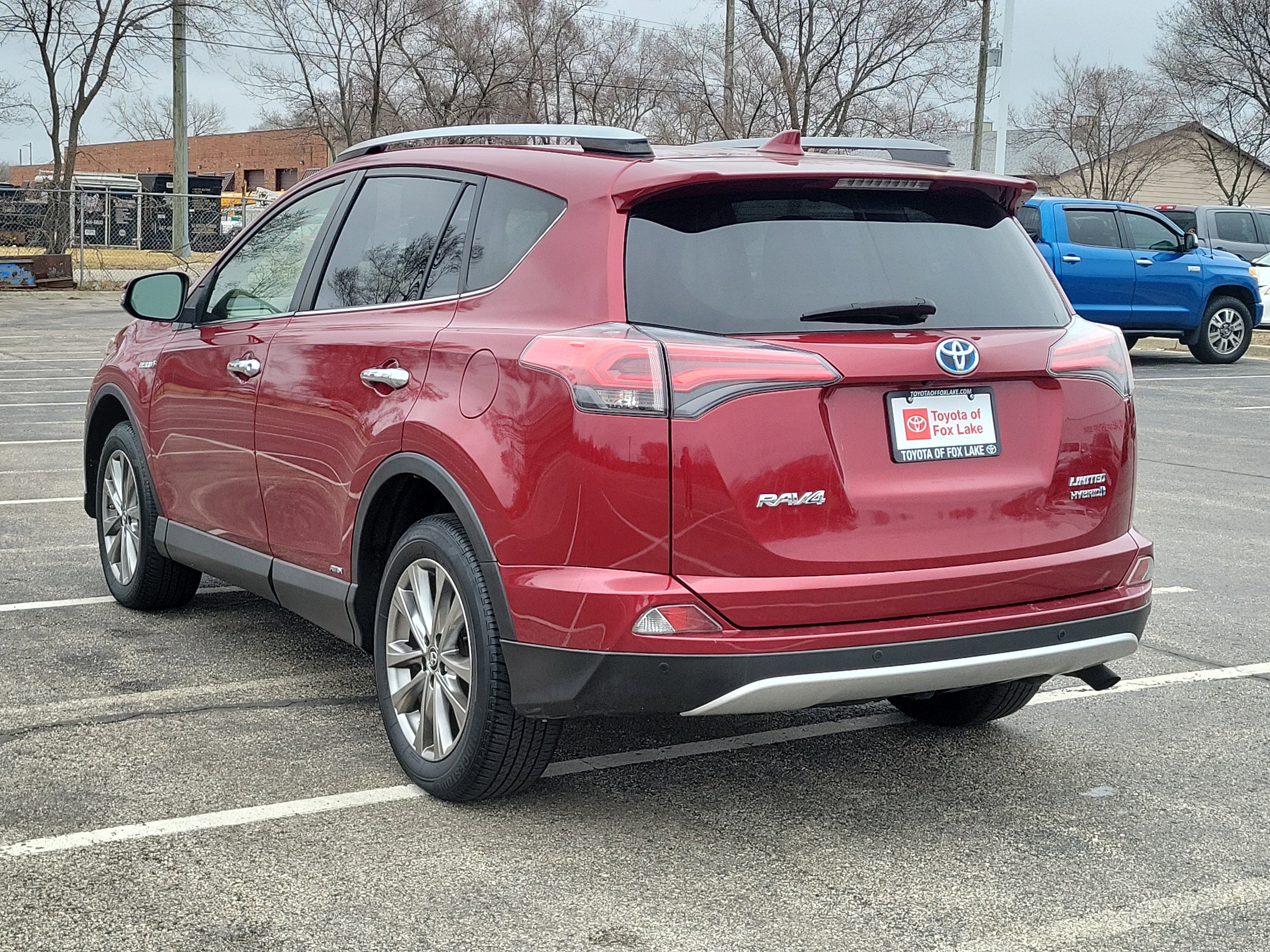 Used 2018 Toyota RAV4 Limited image 3