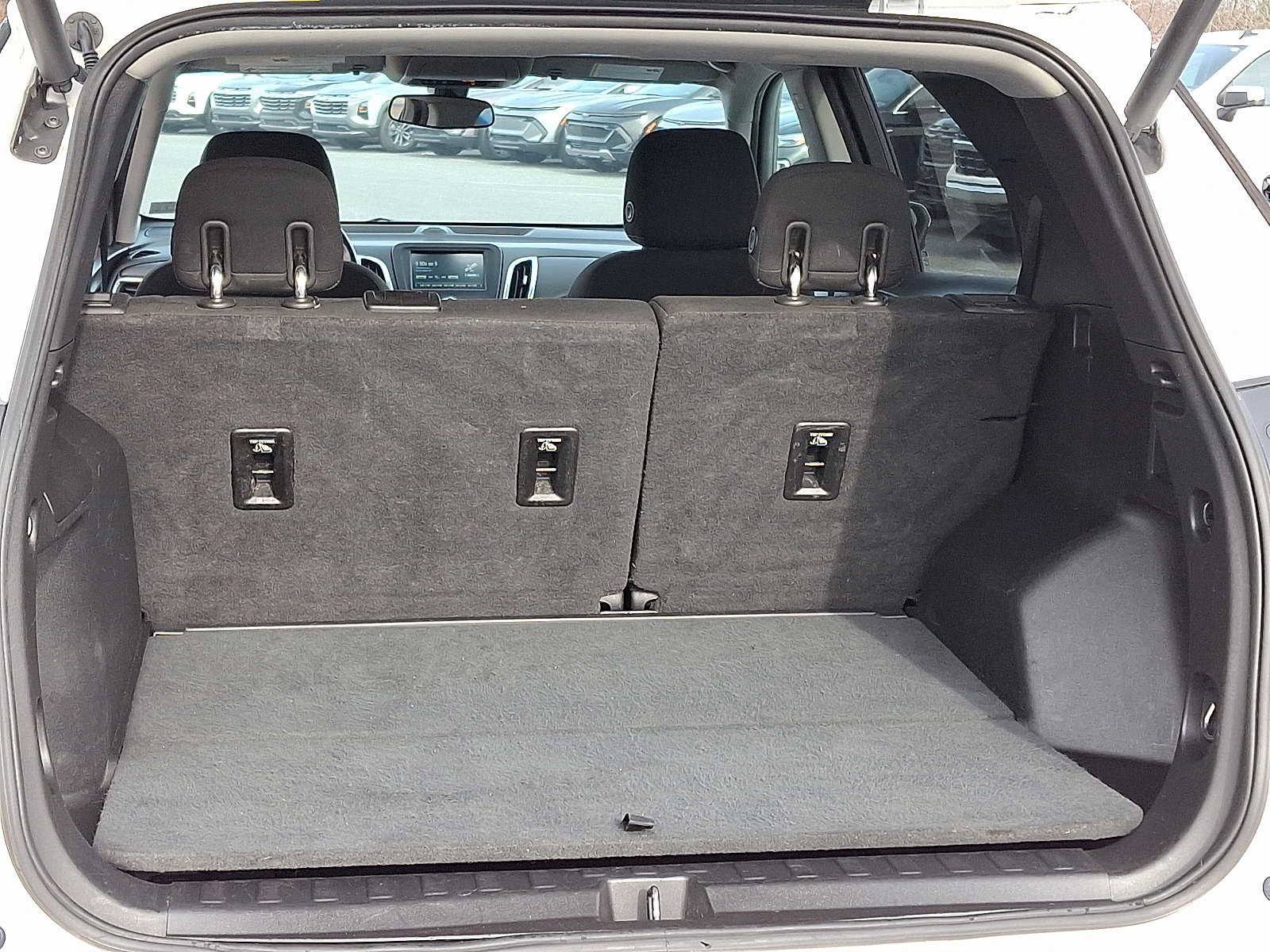 Used 2018 Chevrolet Equinox LT image 27