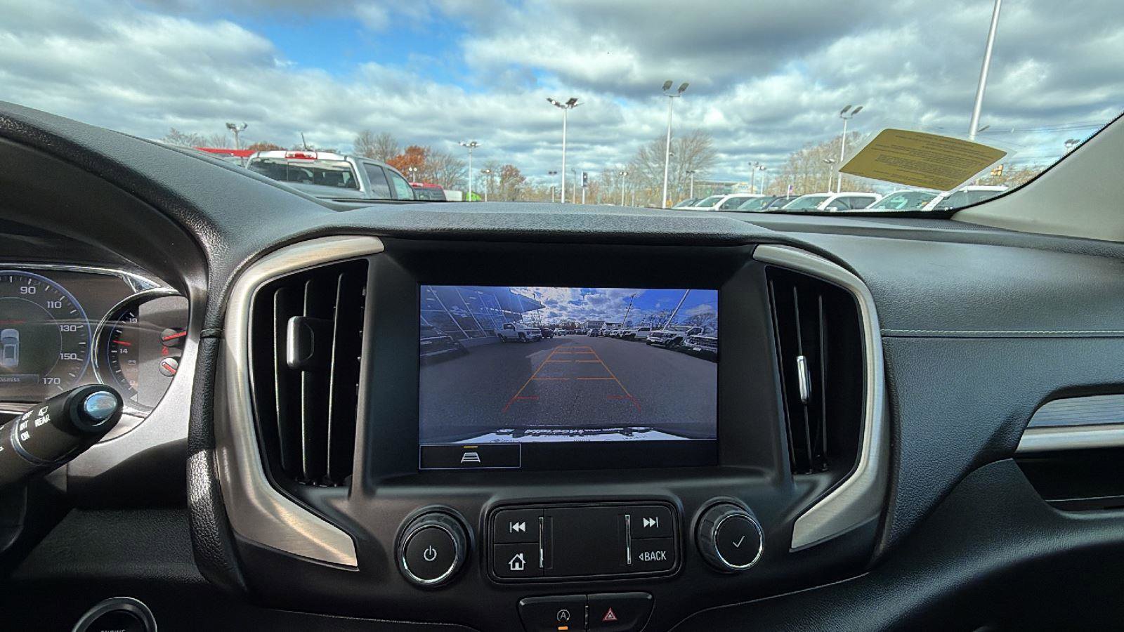 Used 2023 GMC Terrain Denali image 9