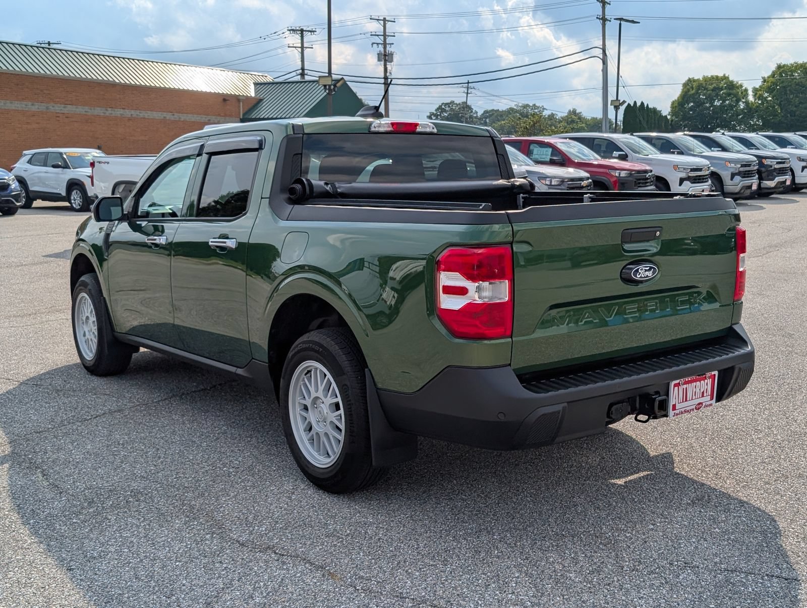 Used 2025 Ford Maverick XL w/ 4K Tow Package AWD/4WD image 5