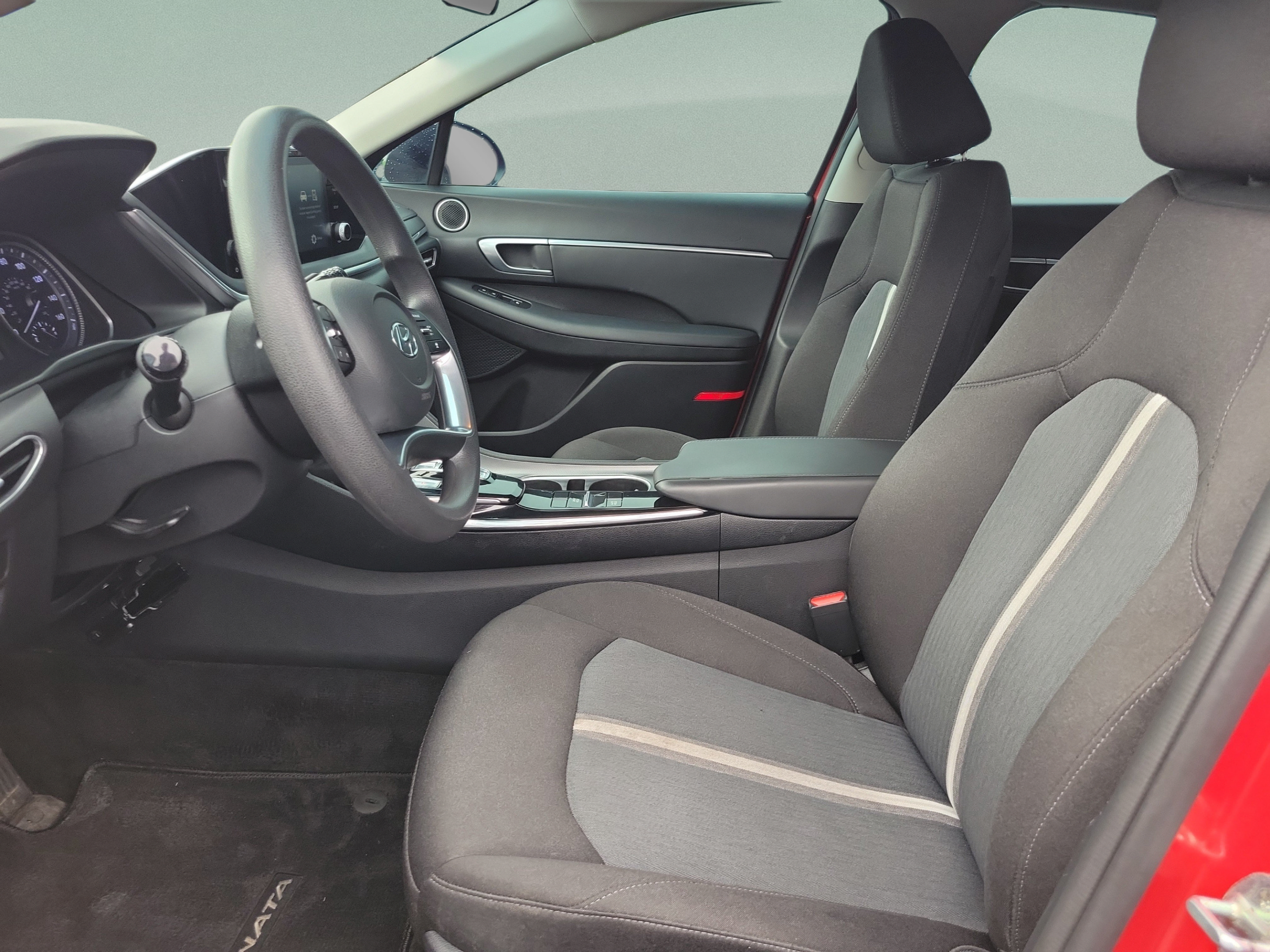 Used 2021 Hyundai Sonata SEL w/ Preferred Accessory Package FWD image 13