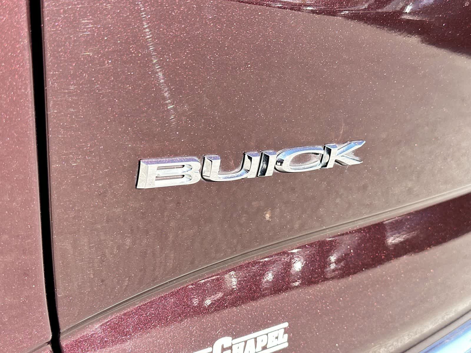 Used 2018 Buick Enclave Essence image 9