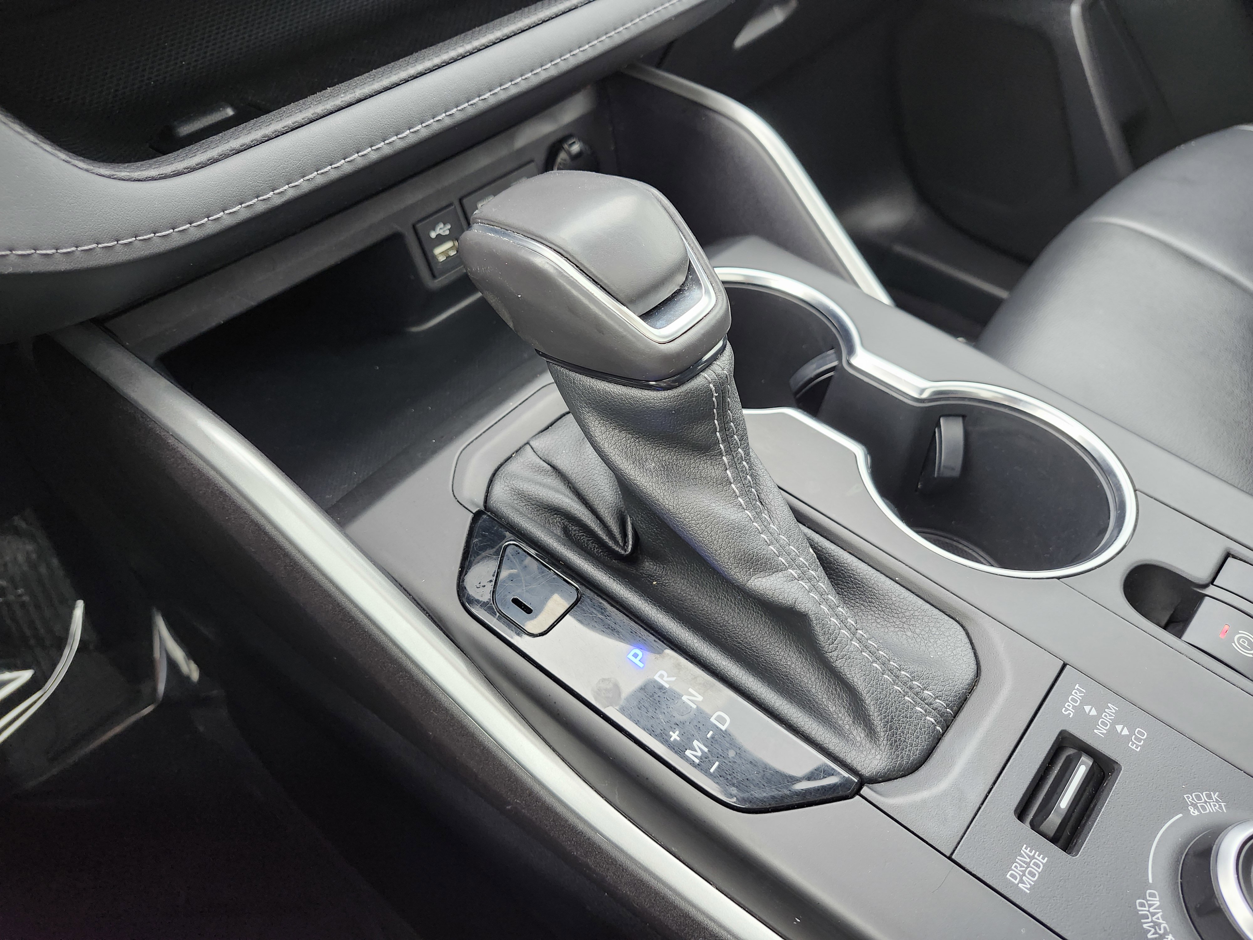 Used 2022 Toyota Highlander XSE image 37