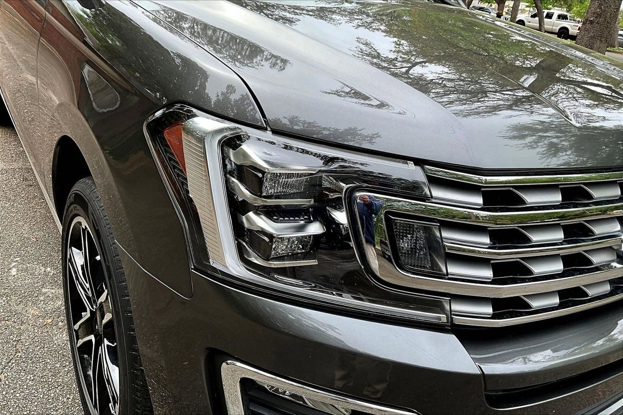 Used 2021 Ford Expedition Max Limited image 33