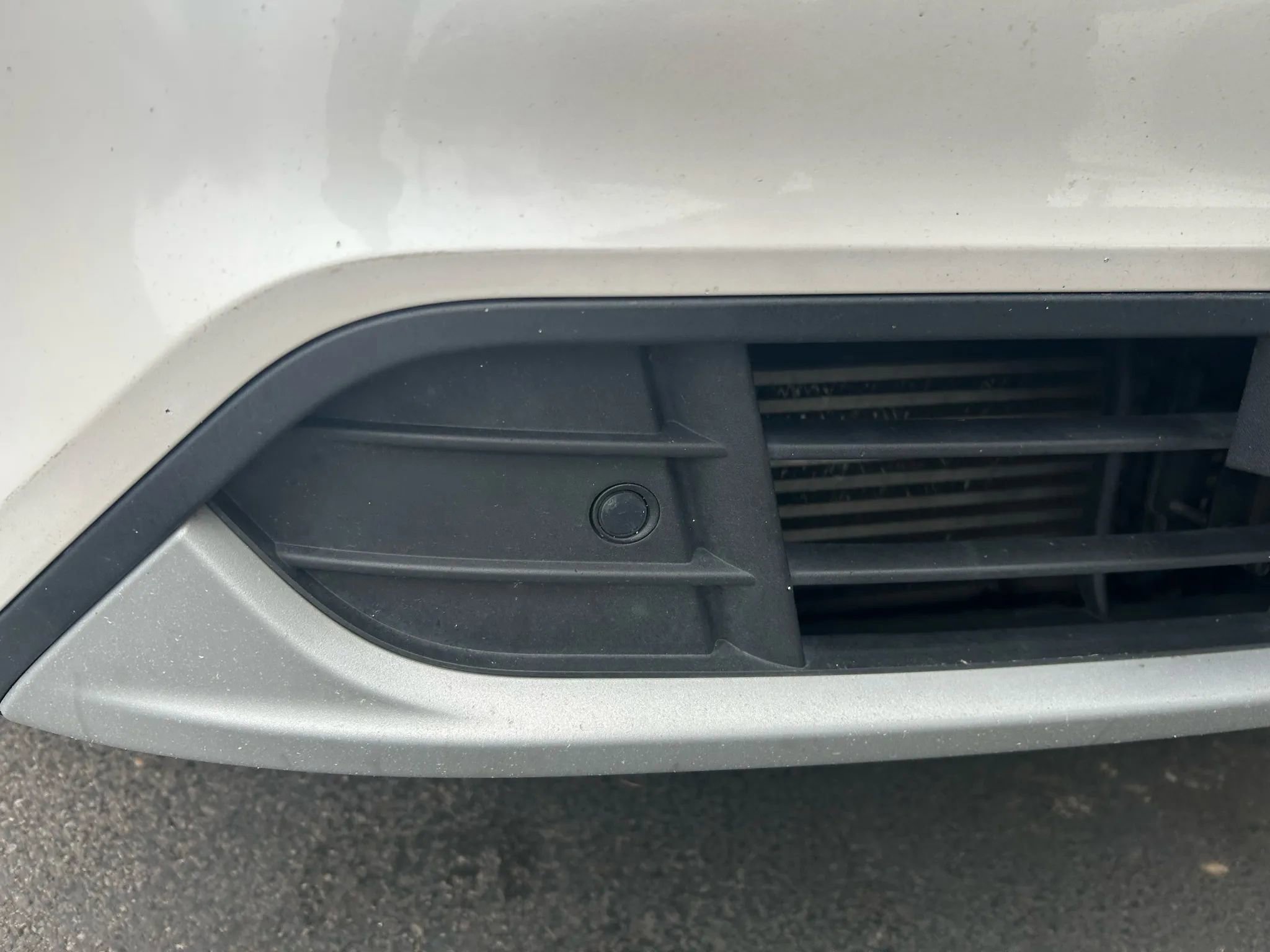 Used 2019 Ford Escape Titanium image 32