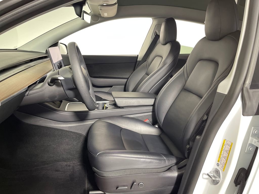 Used 2022 Tesla Model Y Performance image 12