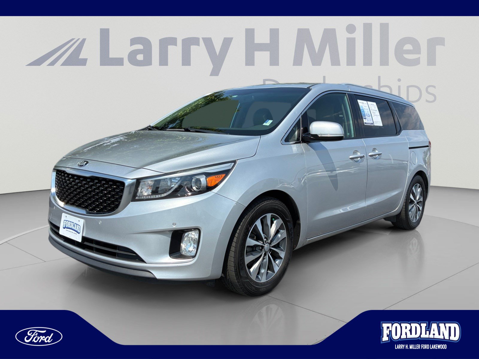 Used 2017 Kia Sedona SX