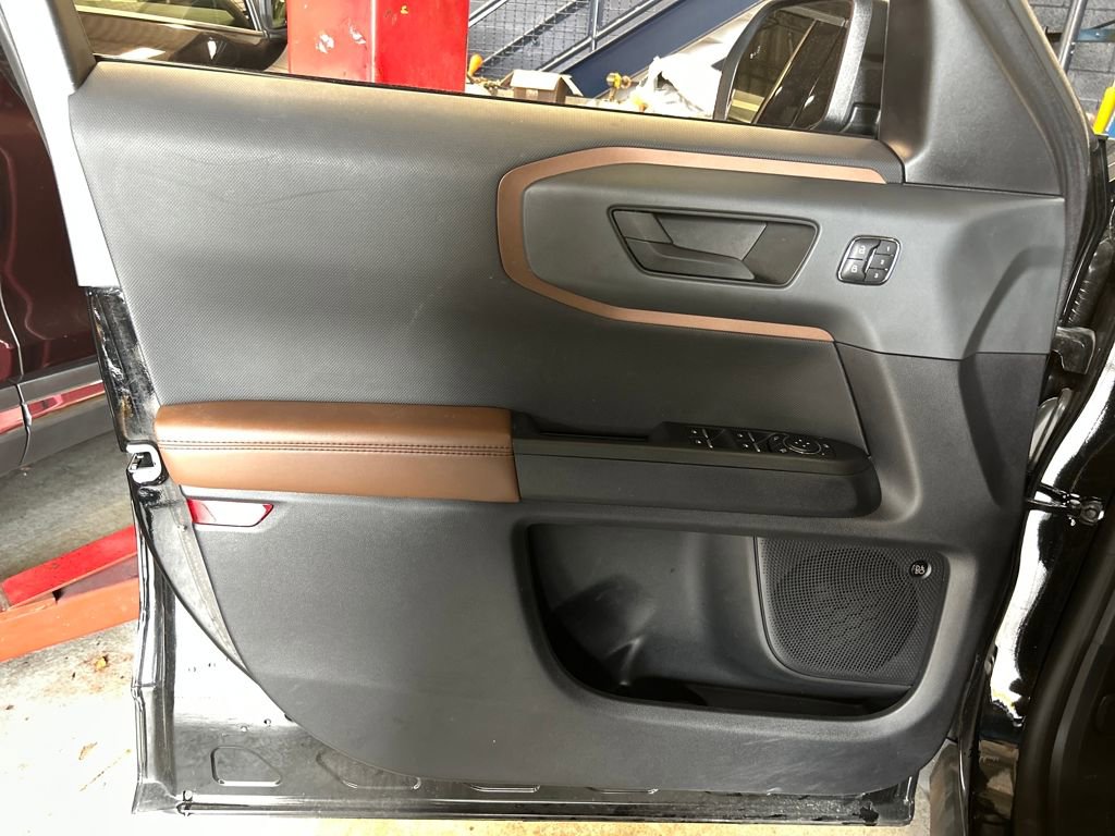 Certified 2024 Ford Bronco Sport Outer Banks w/ Tech Package image 9