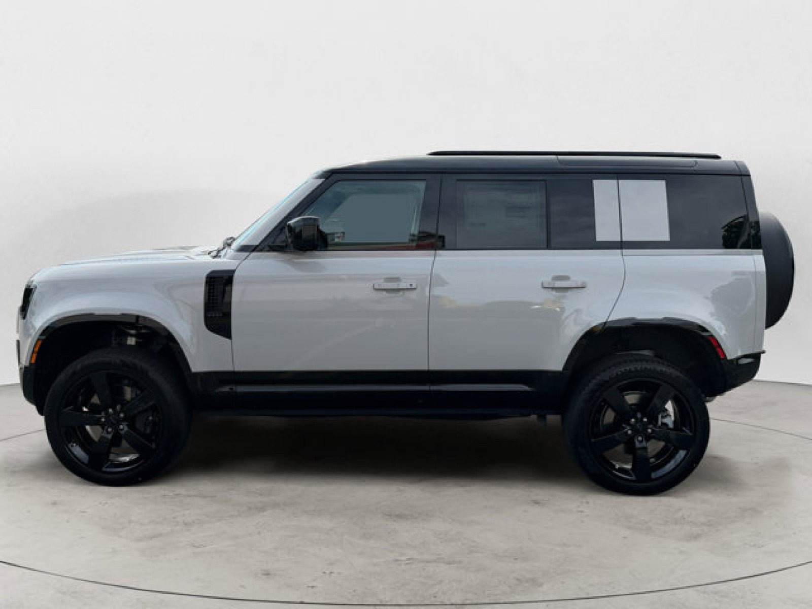 New 2026 Land Rover Defender 110 X-Dynamic SE AWD/4WD image 7