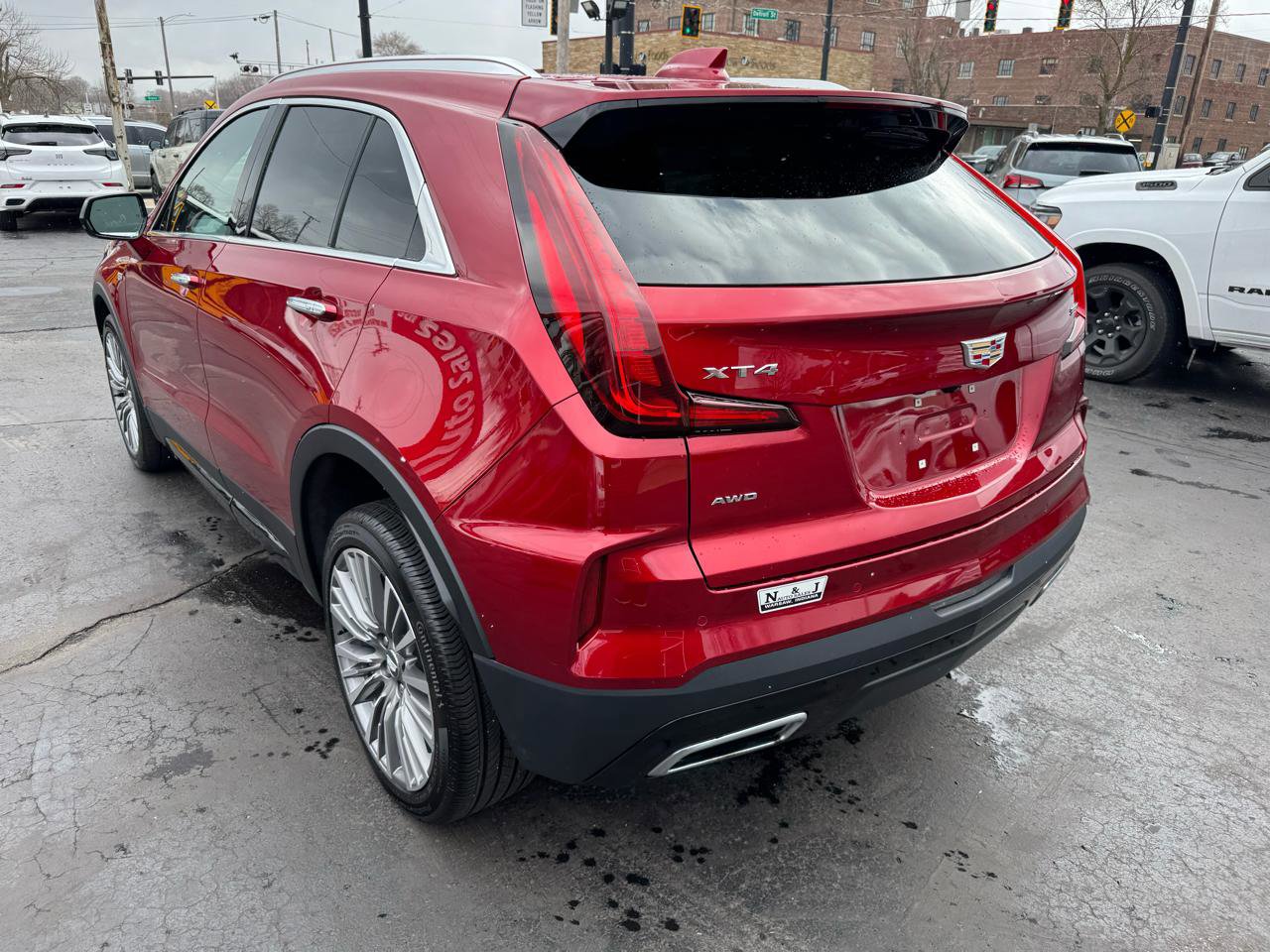 Used 2024 Cadillac XT4 Premium Luxury w/ Technology Package image 7