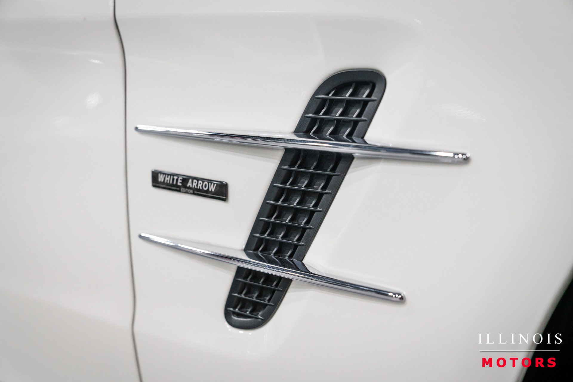 Used 2015 Mercedes-Benz SL 550 image 15