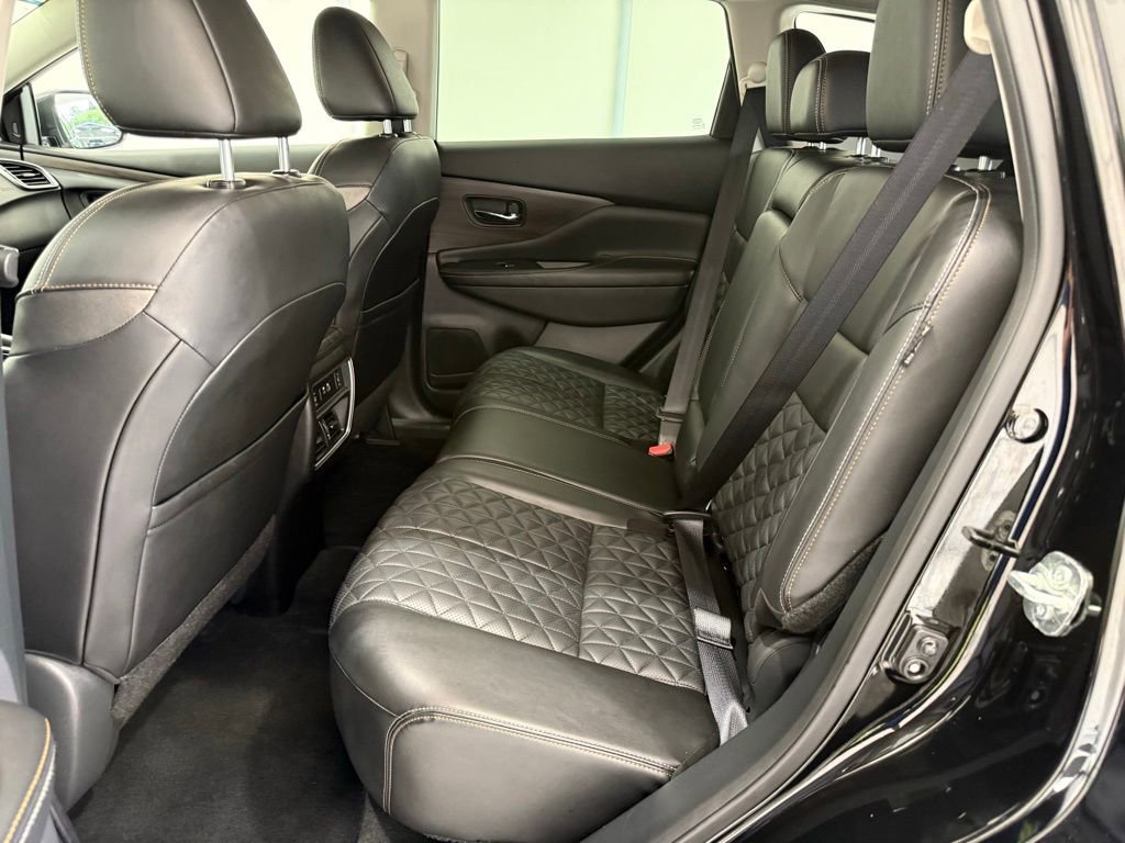 Used 2022 Nissan Murano Platinum AWD/4WD image 17