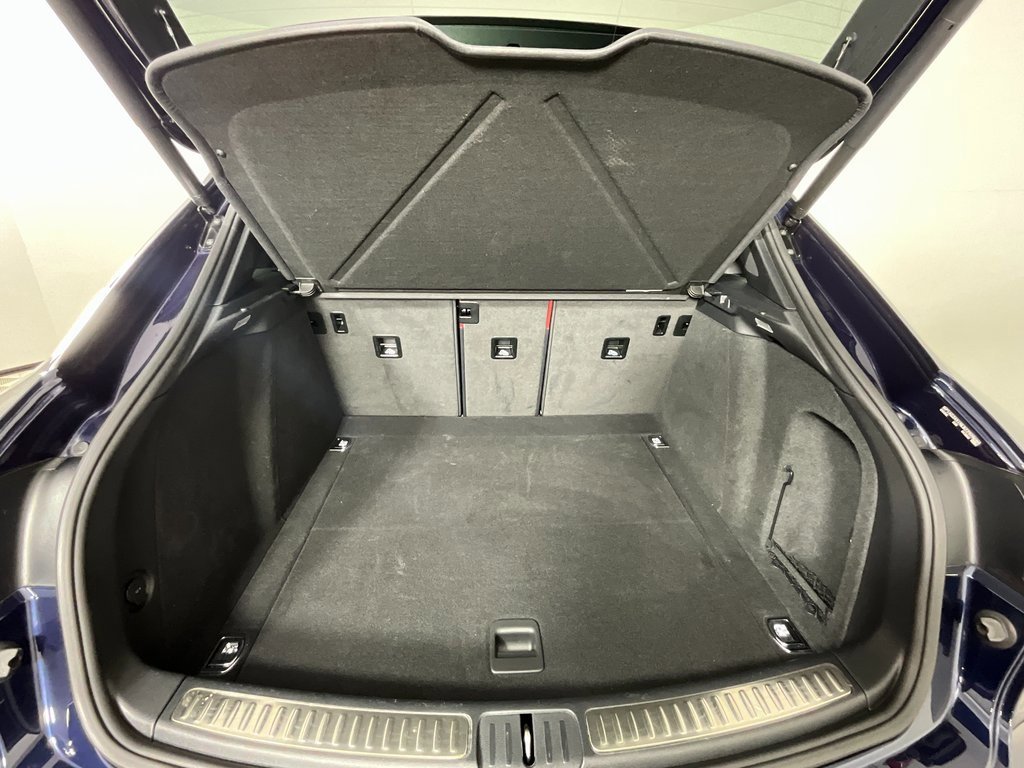 Used 2022 Porsche Macan S image 27