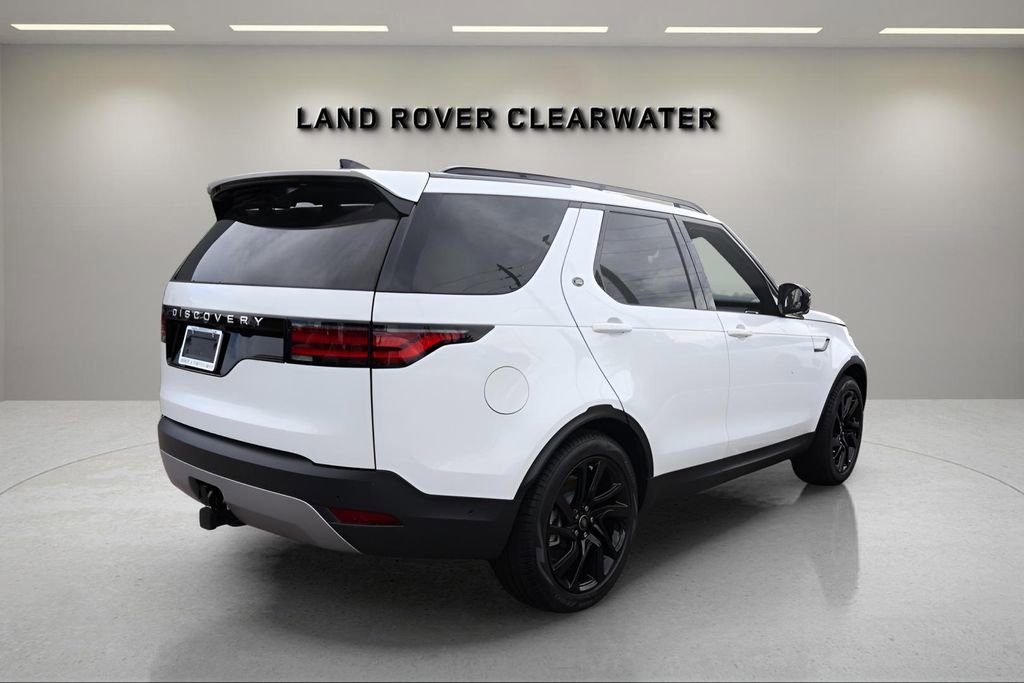 Used 2025 Land Rover Discovery S AWD/4WD image 5