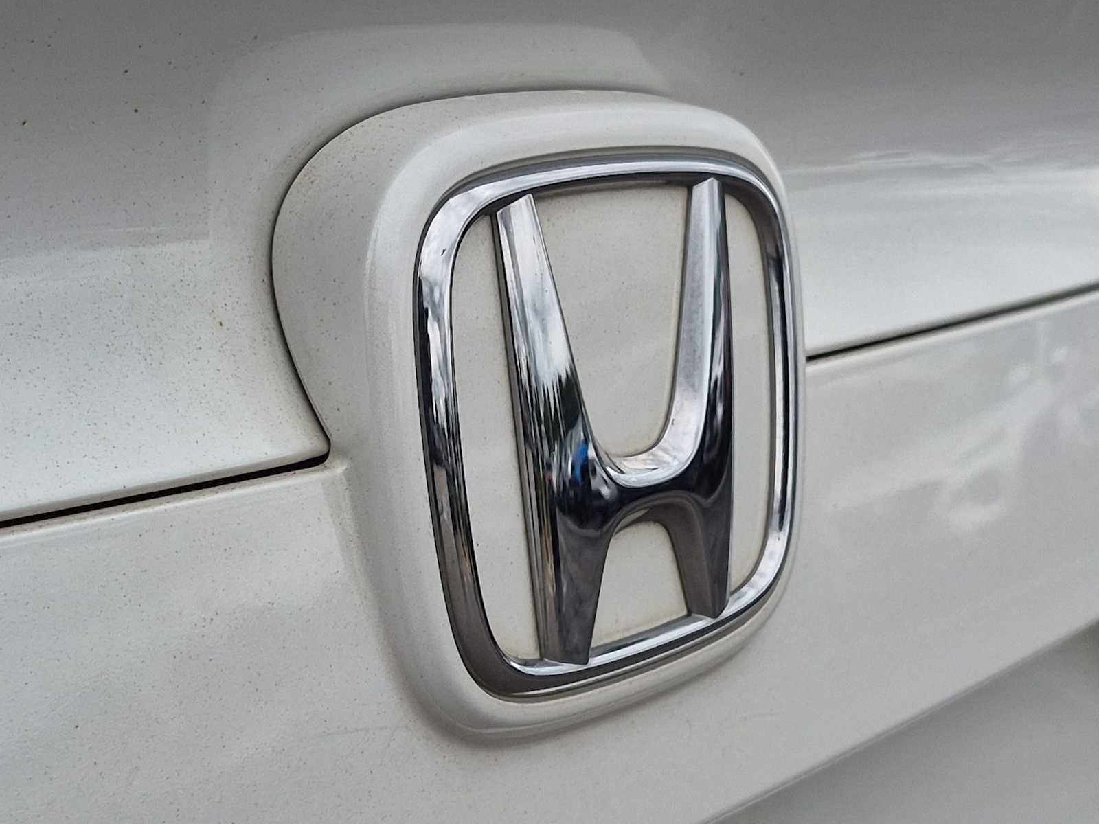 Used 2018 Honda Civic Touring image 13