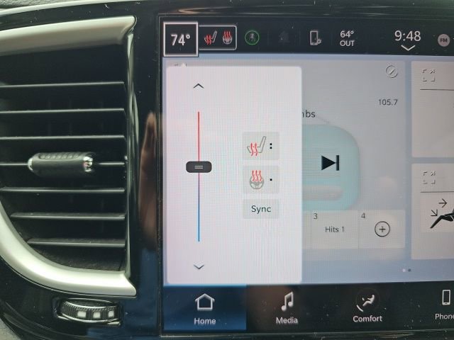 Used 2022 Chrysler Pacifica Touring-L FWD image 18