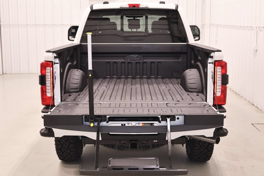 New 2026 Ford F250 Lariat w/ Tremor Off-Road Package AWD/4WD image 40