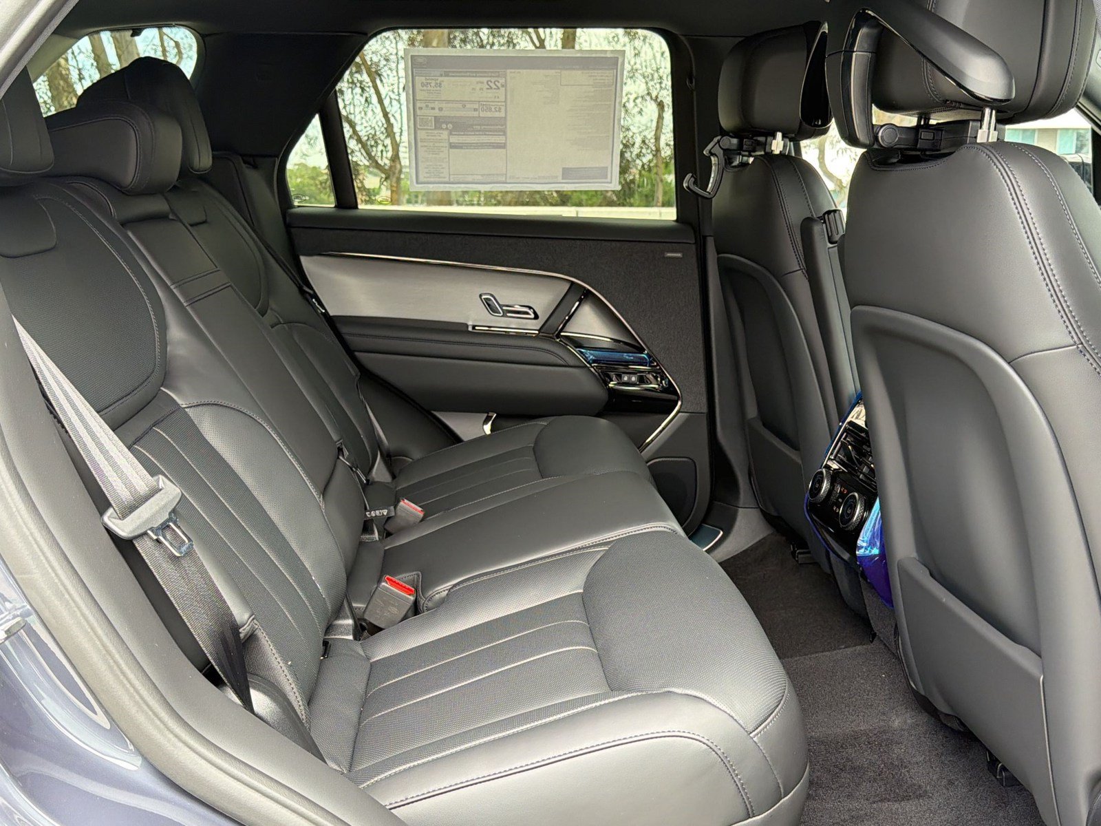 New 2026 Land Rover Range Rover Sport SE AWD/4WD image 31