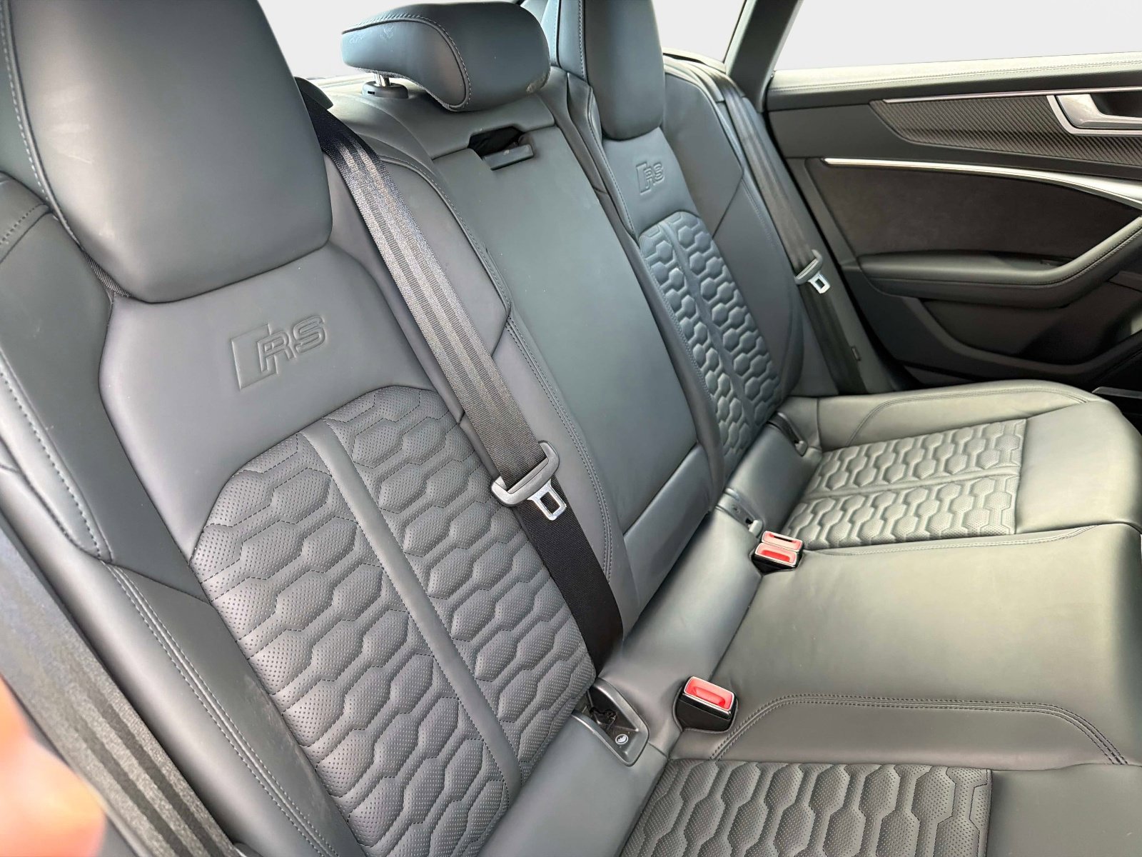 Used 2025 Audi RS 7 Performance image 28
