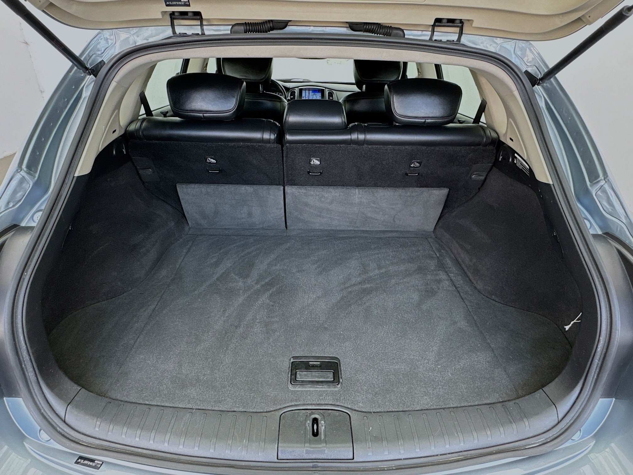 Used 2017 INFINITI QX50 2WD w/ Premium Plus Package image 18