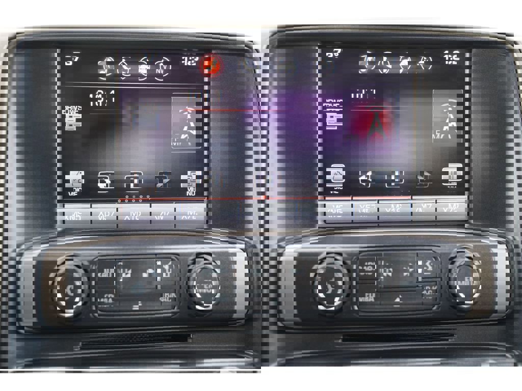 Used 2015 GMC Sierra 3500 Denali w/ Duramax Plus Package image 21