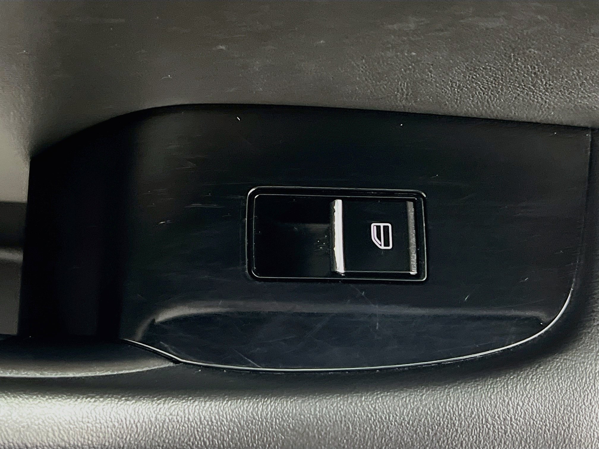 Used 2024 MAZDA MAZDA3 s FWD image 31