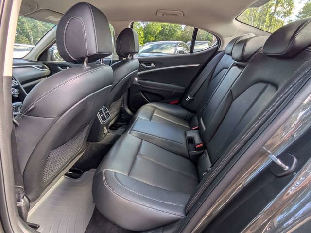 Used 2023 Genesis G70 2.0T AWD/4WD image 13