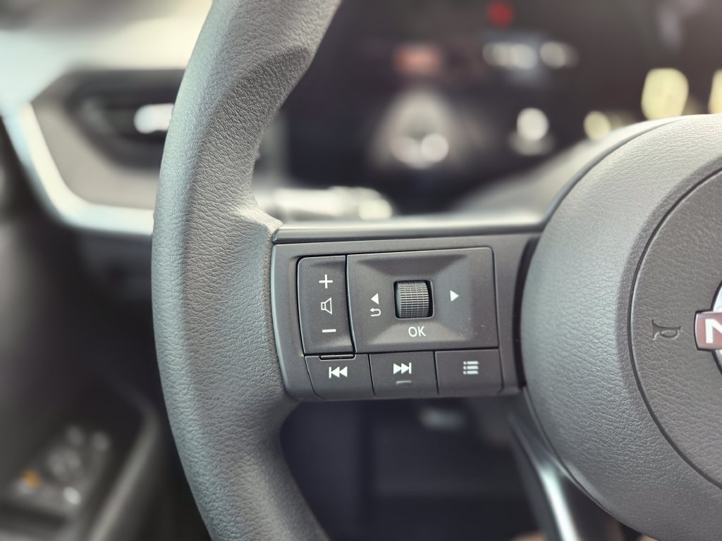 New 2026 Nissan Kicks SV w/ Interior Electronics Package AWD/4WD image 20