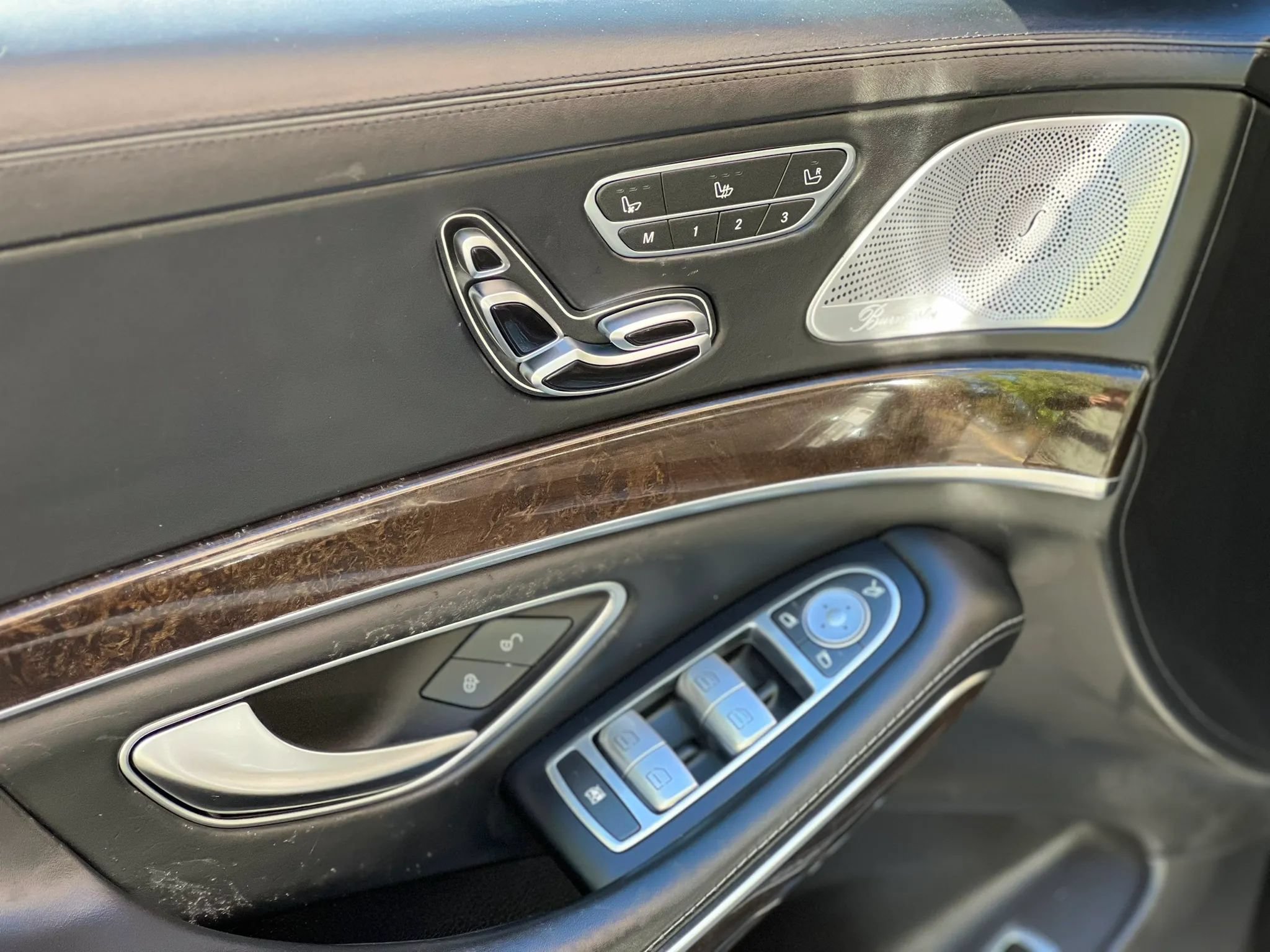 Used 2015 Mercedes-Benz S 63 AMG 4MATIC Sedan image 36