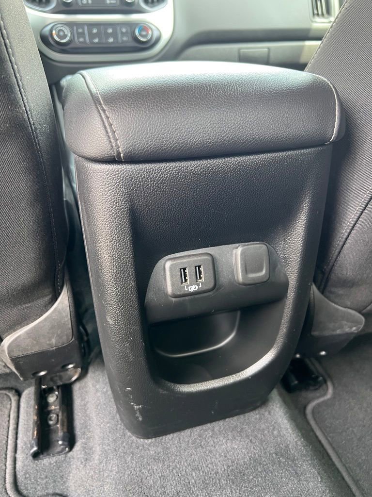 Used 2020 Chevrolet Colorado LT w/ Redline Special Edition RWD image 18