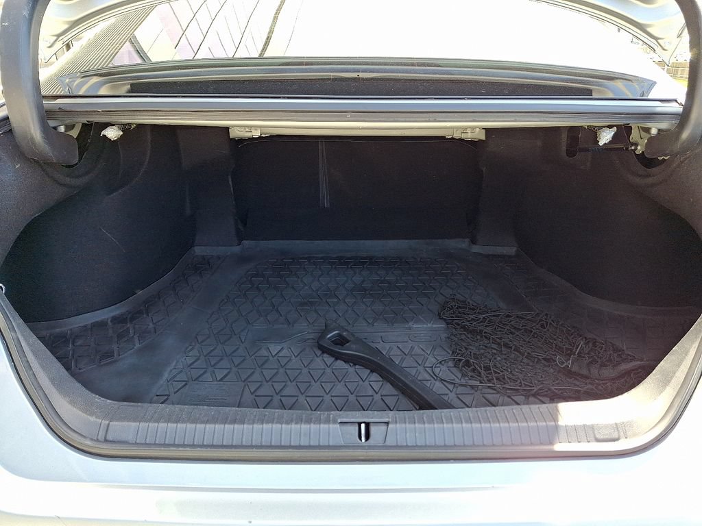 Used 2022 Toyota Avalon Limited w/ Advanced Safety Package FWD image 29