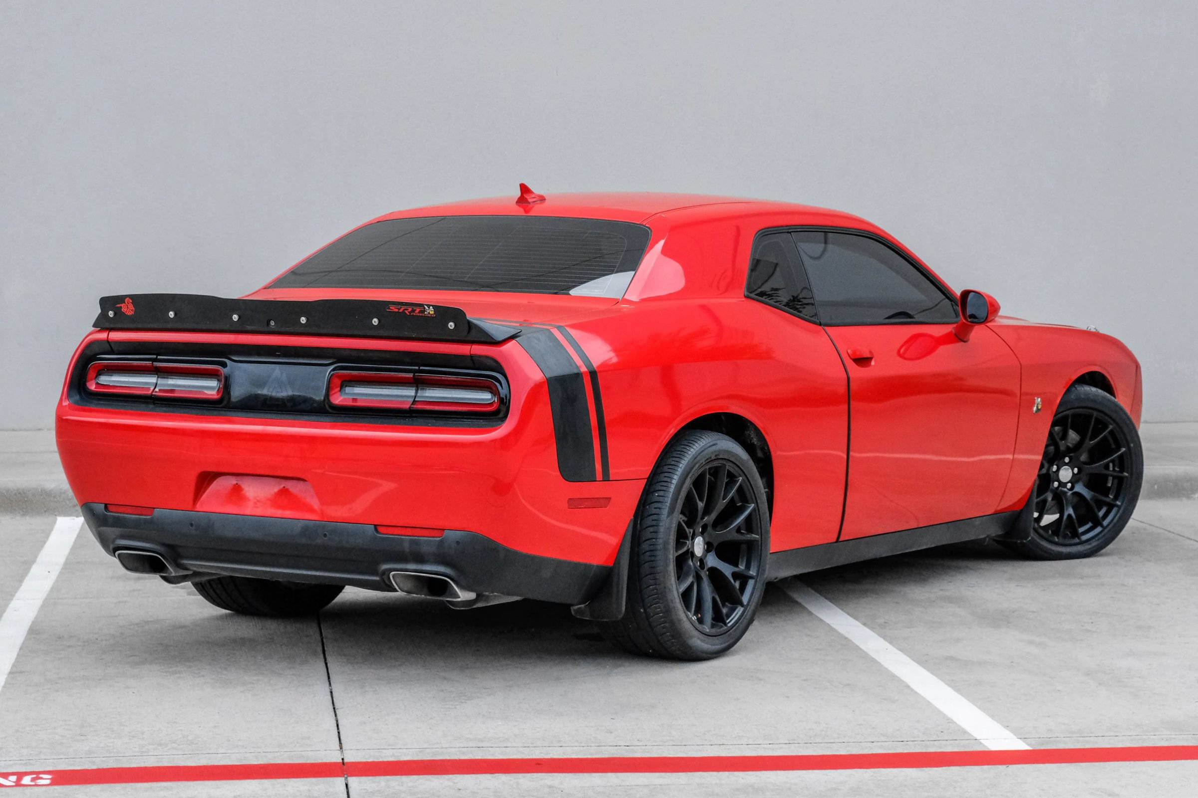Used 2016 Dodge Challenger R/T Scat Pack RWD image 4