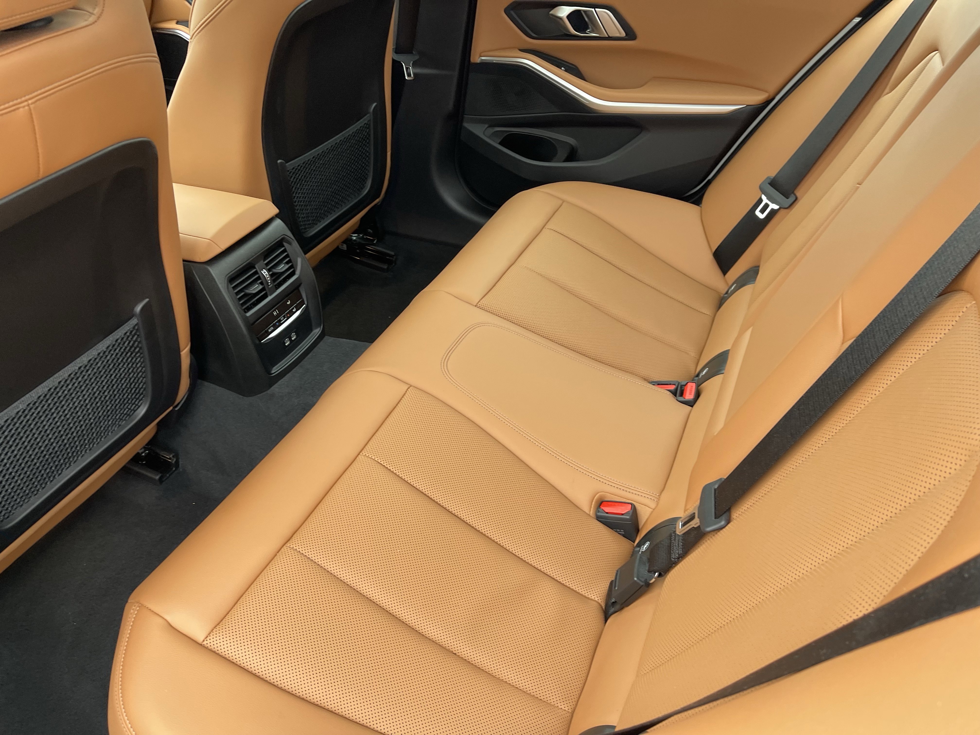 Certified 2023 BMW 330i xDrive 330i xDrive w/ Parking Assistance Package image 16