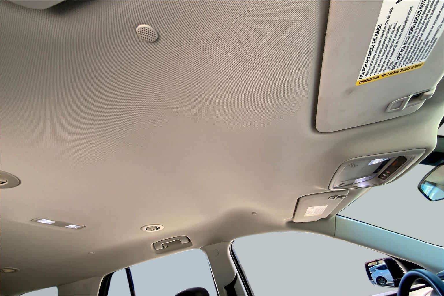 Used 2020 Chevrolet Traverse LS FWD image 14