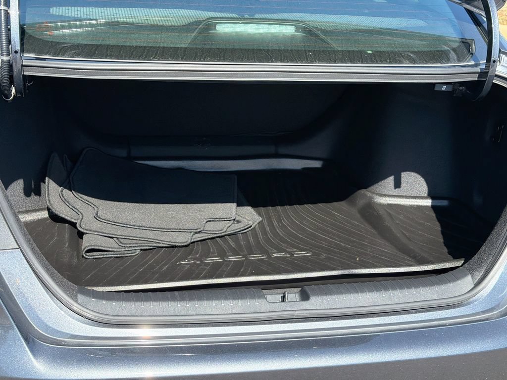 Used 2025 Honda Accord LX image 17
