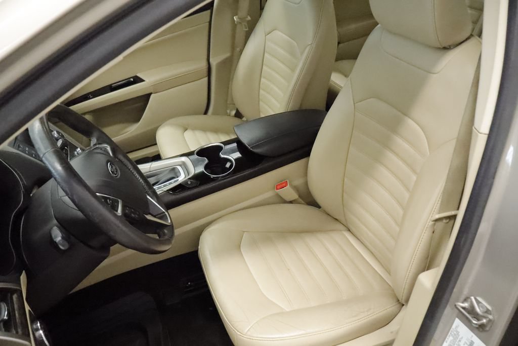 Used 2015 Ford Fusion SE w/ Equipment Group 202A FWD image 22