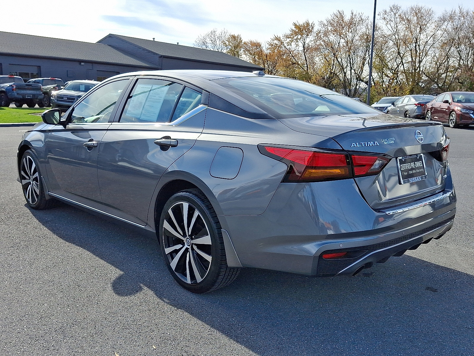 Certified 2022 Nissan Altima 2.5 SR image 6