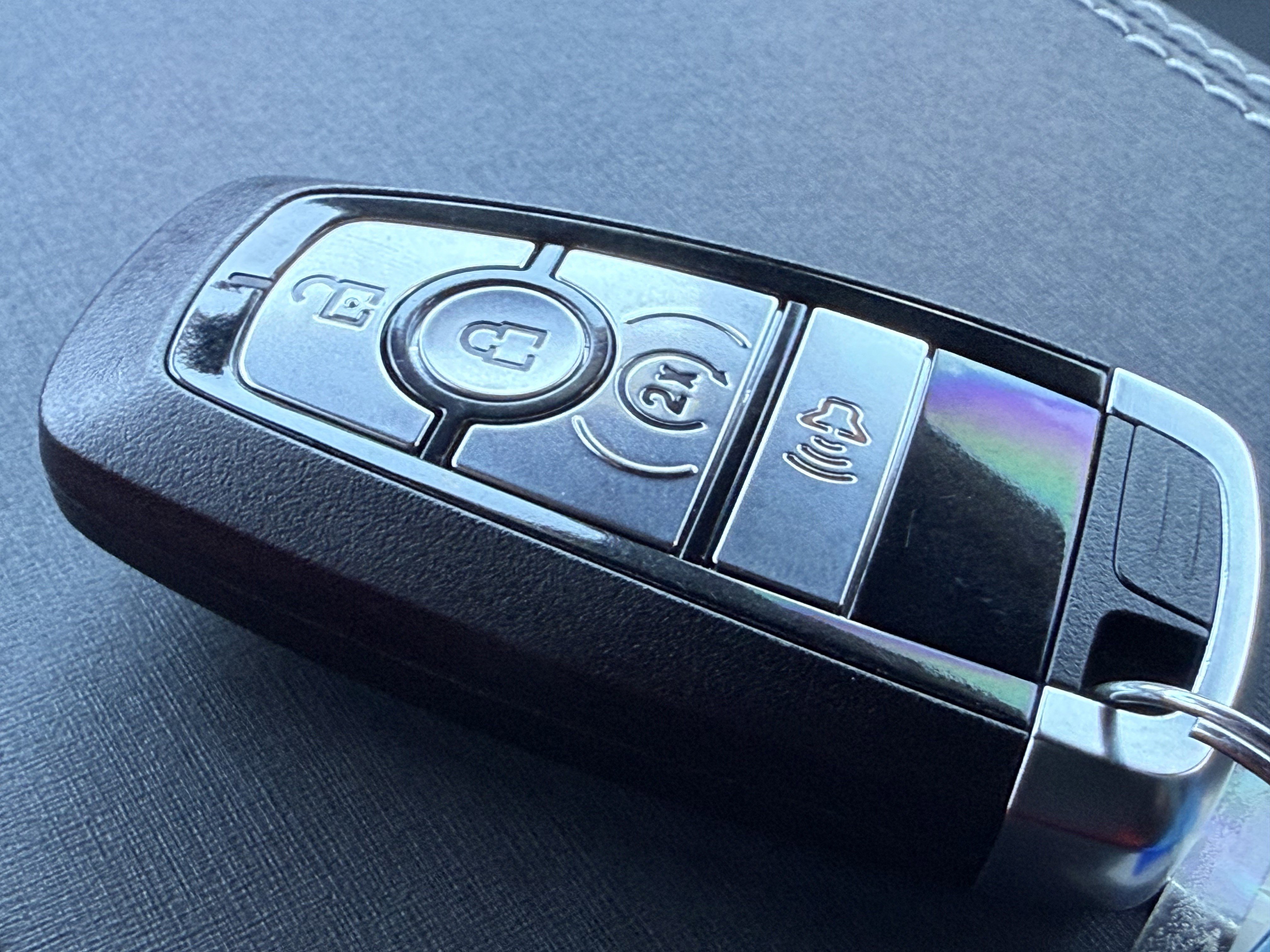 New 2025 Ford Bronco Badlands image 34