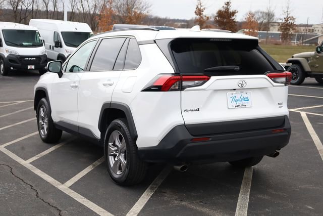 Used 2023 Toyota RAV4 XLE w/ Convenience Package image 7