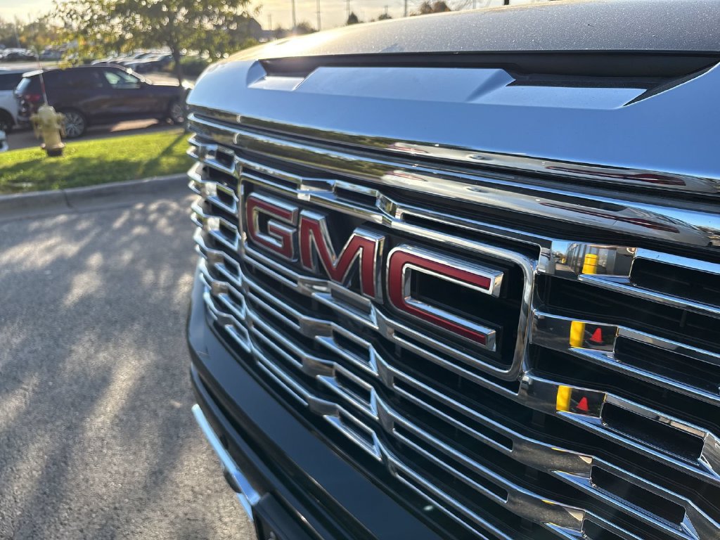 Used 2026 GMC Sierra 1500 Denali w/ Denali Reserve Package AWD/4WD image 26