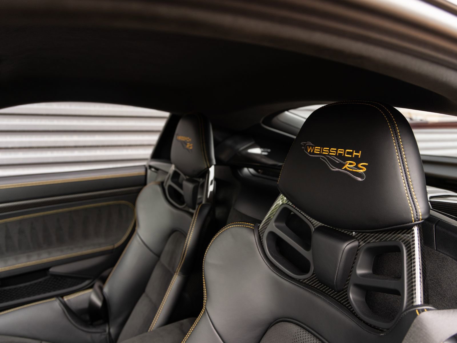 Certified 2025 Porsche 718 Cayman GT4 RS RWD image 24