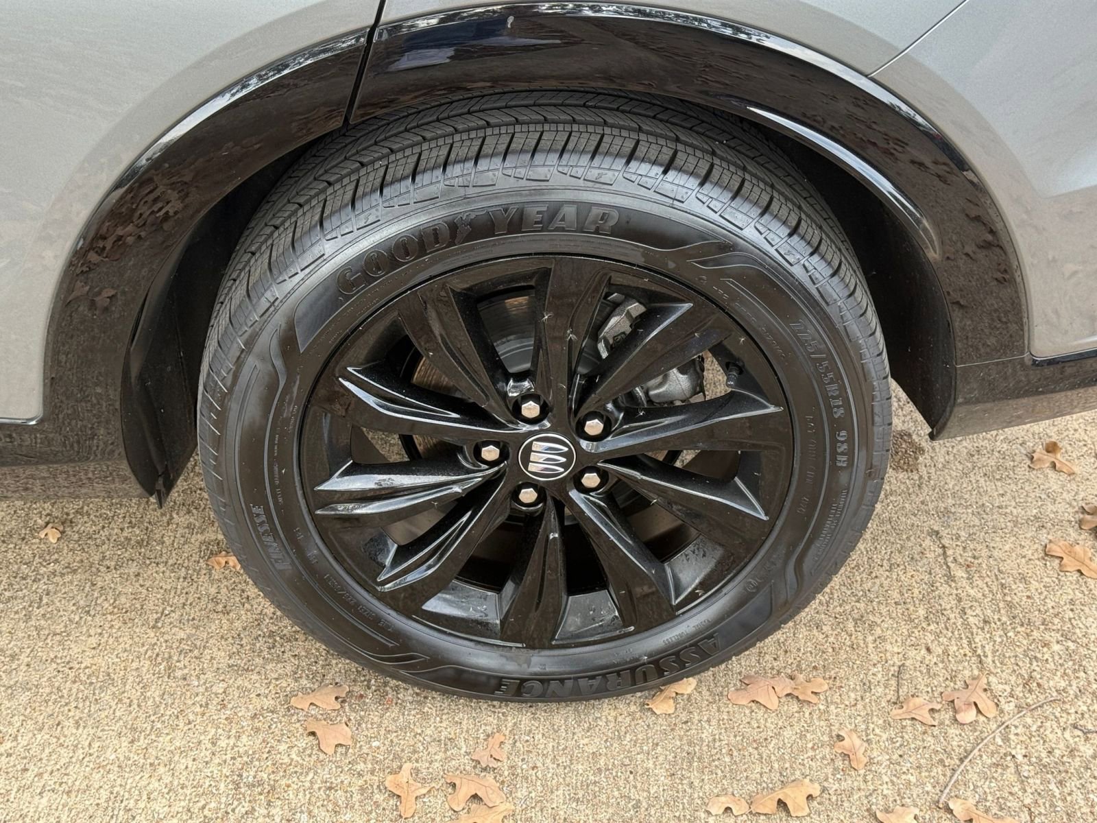 Used 2025 Buick Envista Sport Touring image 30