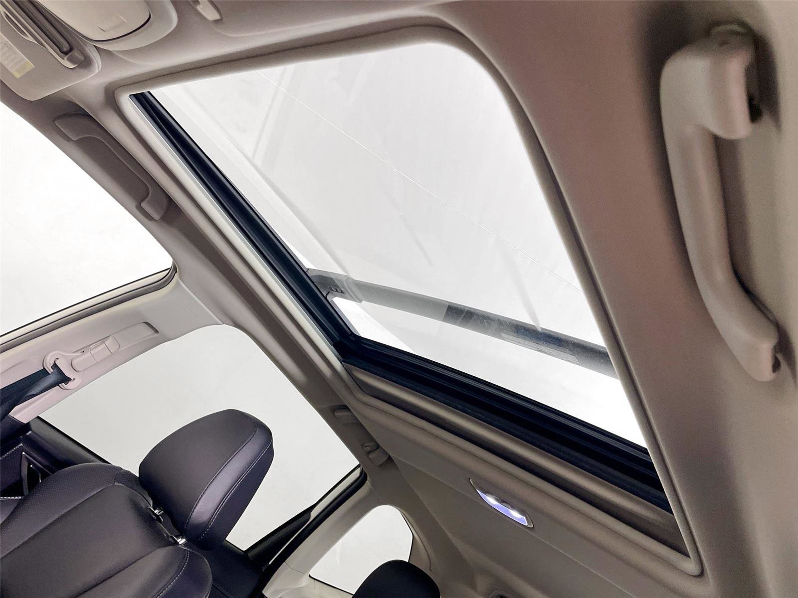 Used 2024 Subaru Forester Limited image 17