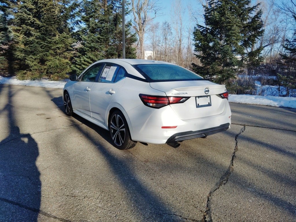 Used 2021 Nissan Sentra SR image 3