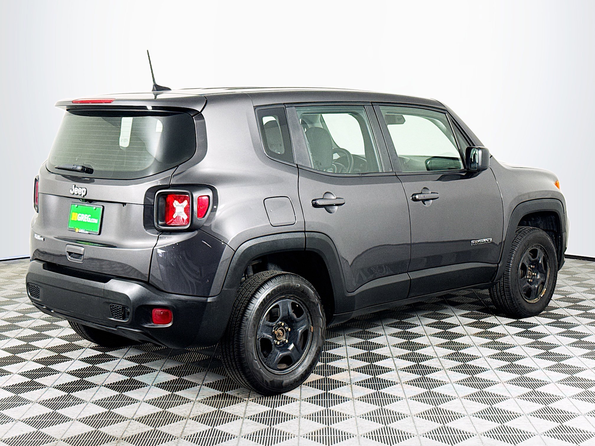 Used 2019 Jeep Renegade Sport w/ UConnect 7.0 Group AWD/4WD image 10