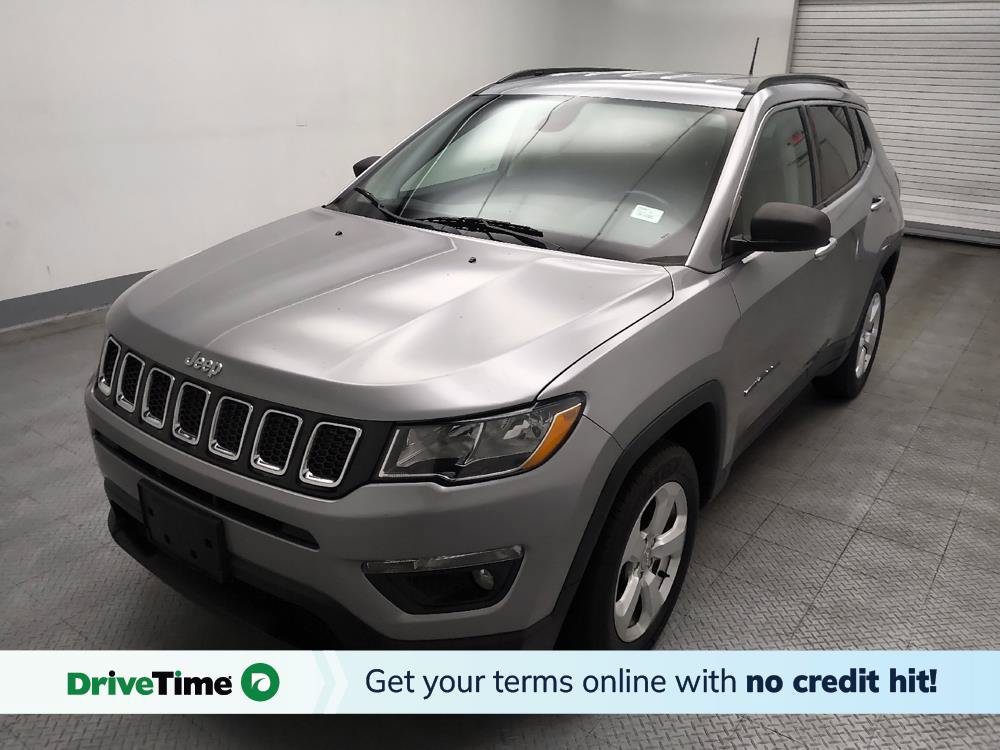 Used 2019 Jeep Compass Latitude w/ Popular Equipment Group AWD/4WD image 1
