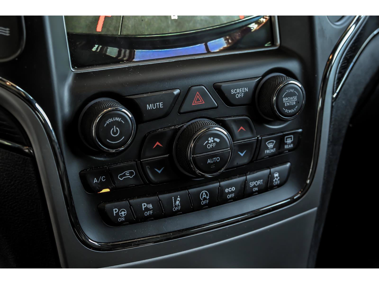Used 2018 Jeep Grand Cherokee High Altitude AWD/4WD image 22