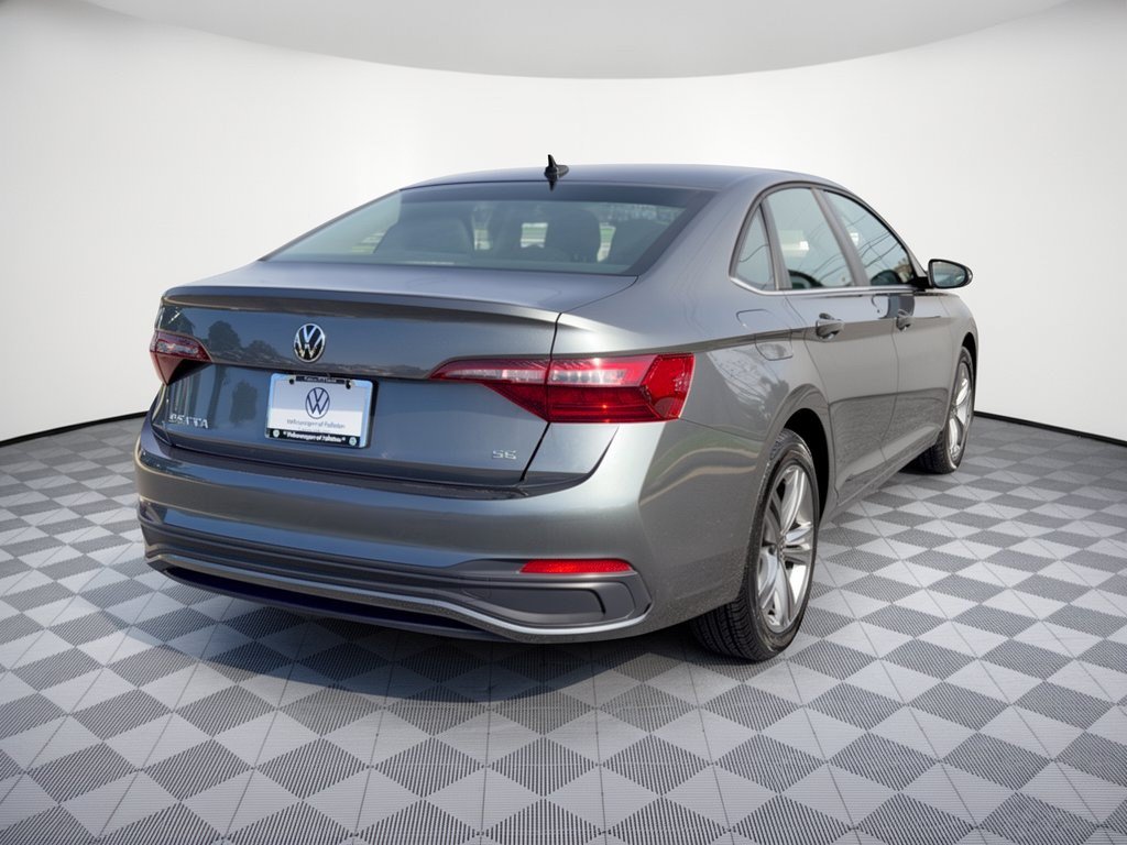 Certified 2024 Volkswagen Jetta SE FWD image 9
