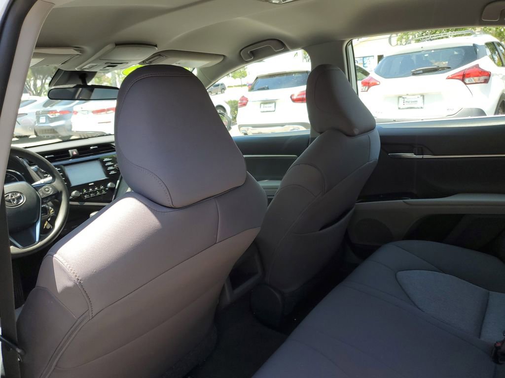 Used 2020 Toyota Camry LE FWD image 13